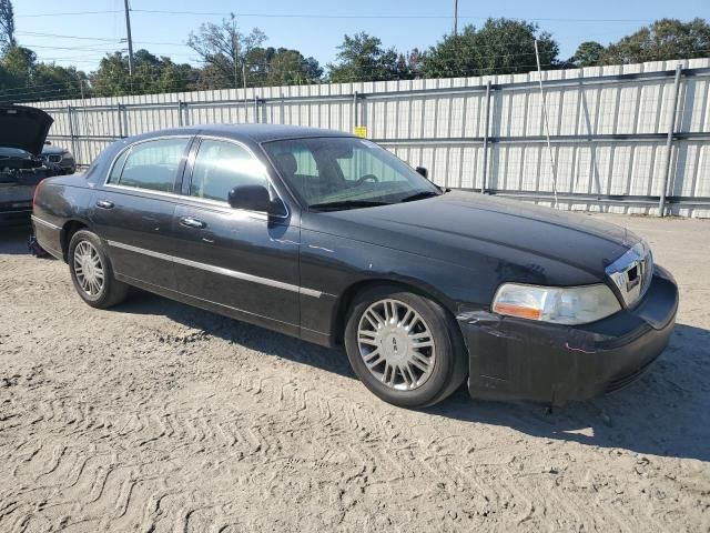 2007 Lincoln Town Car Signature Limited