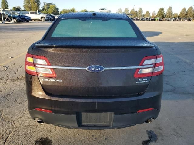 2013 Ford Taurus SEL