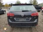 2016 Volkswagen Golf Sportwagen S