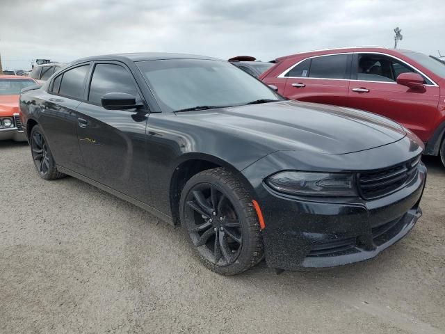 2016 Dodge Charger SE