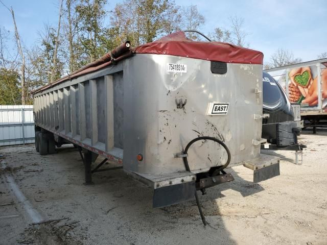 2000 East Manufacturing Trailer