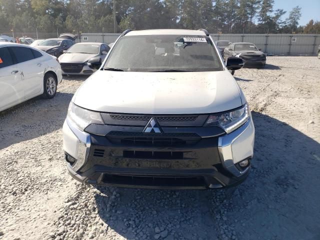 2020 Mitsubishi Outlander SE