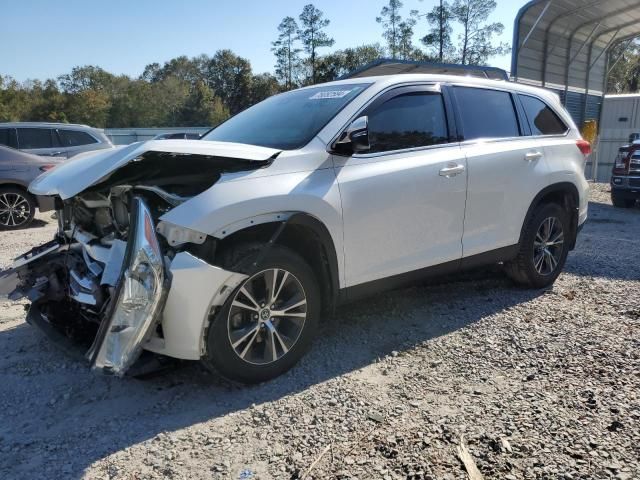 2019 Toyota Highlander LE