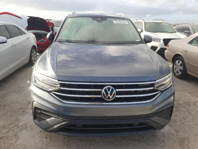 2022 Volkswagen Tiguan SE