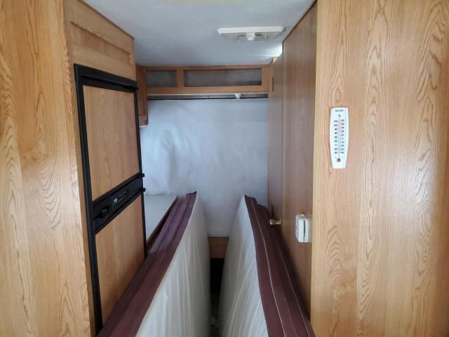 2003 Coachmen Camper