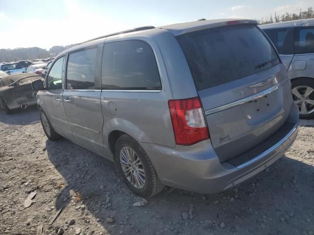 2013 Chrysler Town & Country Touring L