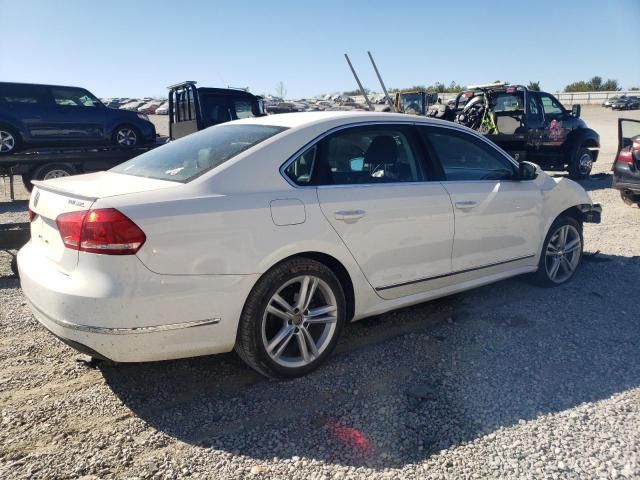 2013 Volkswagen Passat SEL