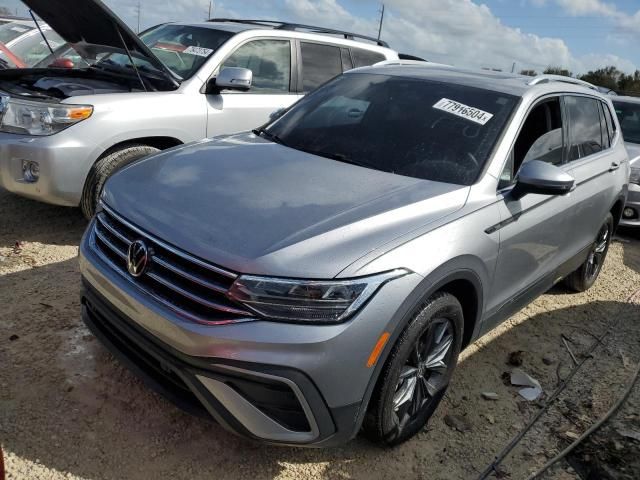 2023 Volkswagen Tiguan SE