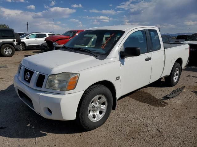 2004 Nissan Titan XE