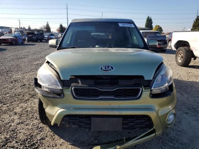 2013 KIA Soul +