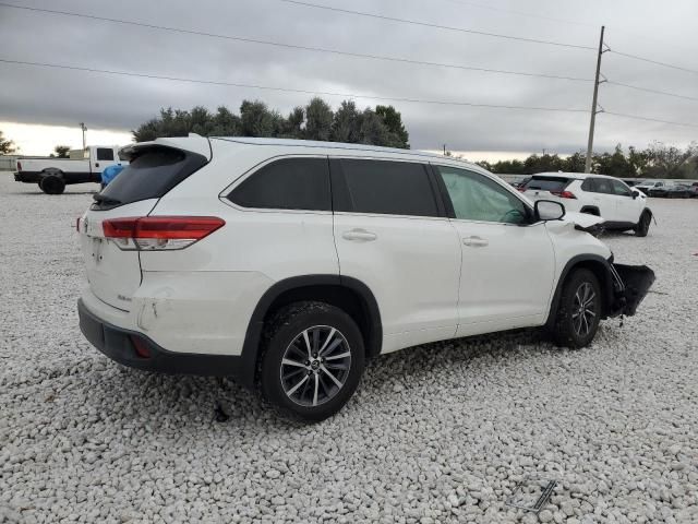 2018 Toyota Highlander SE