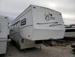 Salvage Trucks with No Bids Yet For Sale at auction: 1999 Cardinal Trailer