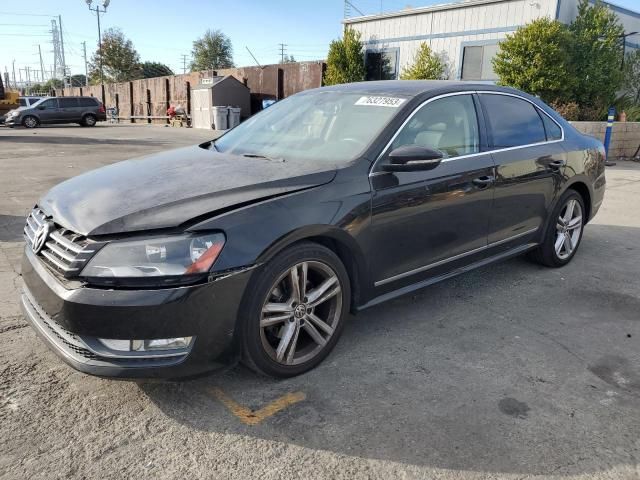 2012 Volkswagen Passat SEL