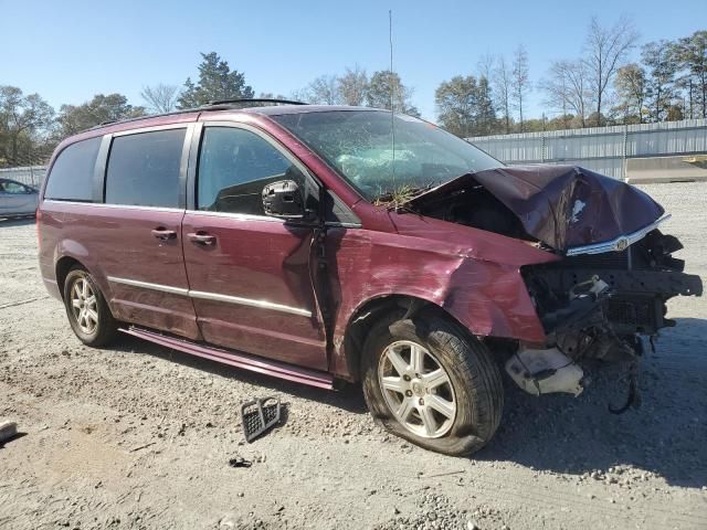 2009 Chrysler Town & Country Touring