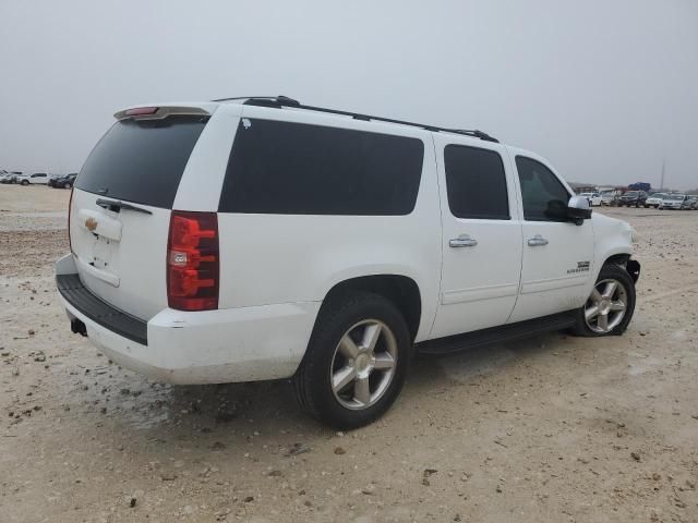 2014 Chevrolet Suburban C1500  LS