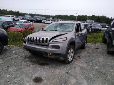 Salvage cars for sale from Copart Montreal Est, QC: 2016 Jeep Cherokee Sport