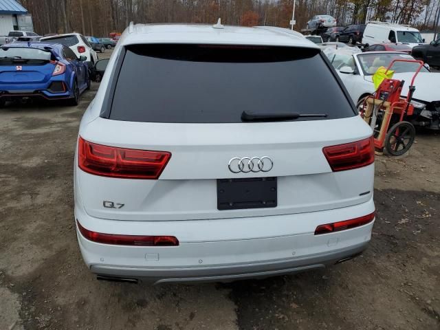 2019 Audi Q7 Premium