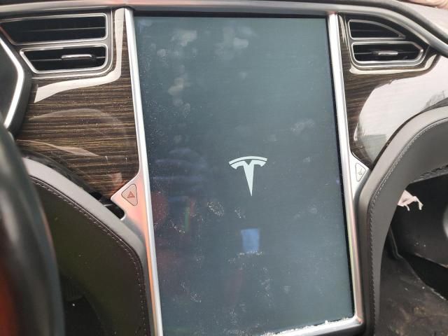 2015 Tesla Model S 70D