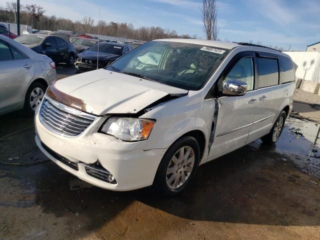 2012 Chrysler Town & Country Touring L