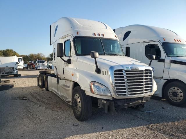 2018 Freightliner Cascadia 125