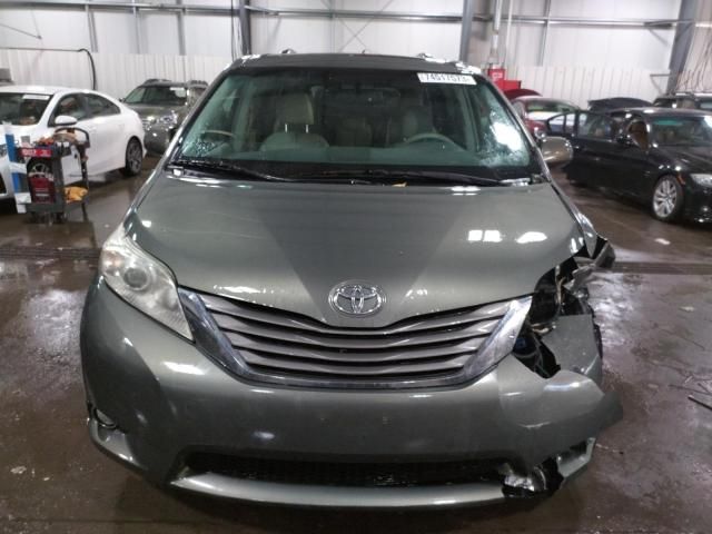 2011 Toyota Sienna XLE