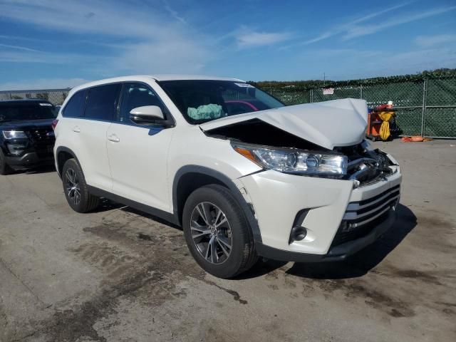 2019 Toyota Highlander LE