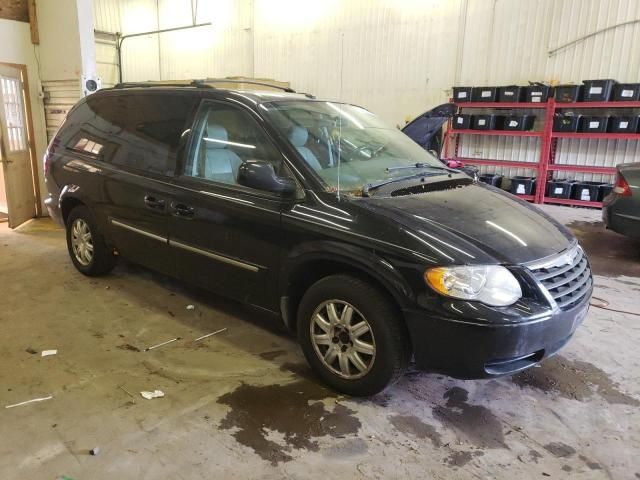 2006 Chrysler Town & Country Touring