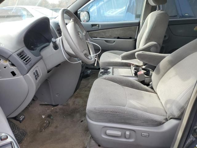 2008 Toyota Sienna CE