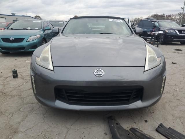 2014 Nissan 370Z Base