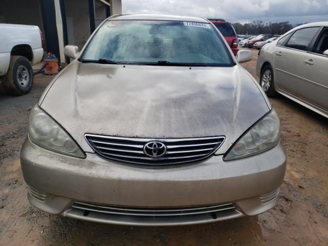 2005 Toyota Camry LE