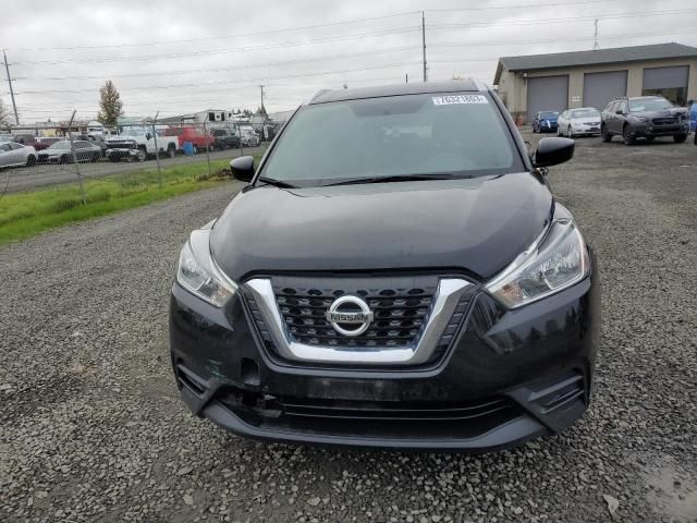 2018 Nissan Kicks S