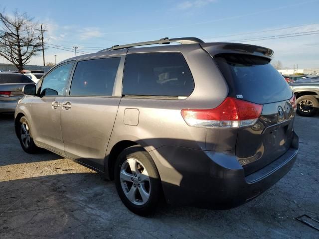 2011 Toyota Sienna LE