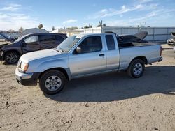 Salvage cars for sale from Copart Bakersfield, CA: 2000 Nissan Frontier King Cab XE