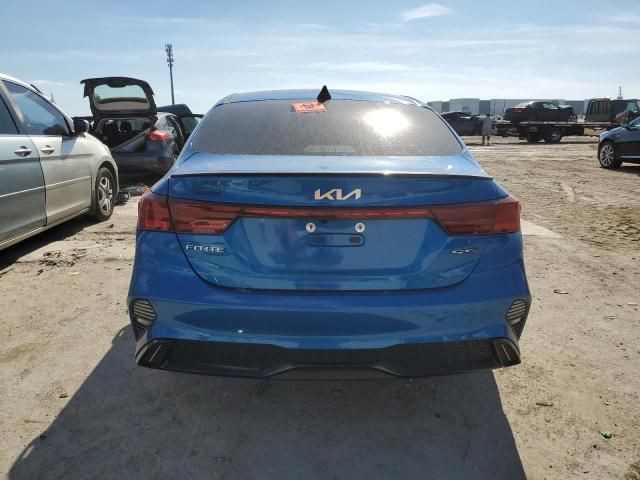 2022 KIA Forte GT Line