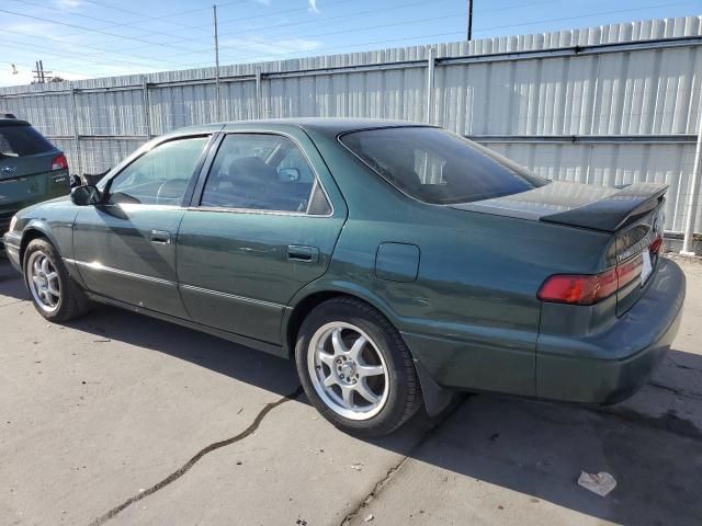 1999 Toyota Camry LE