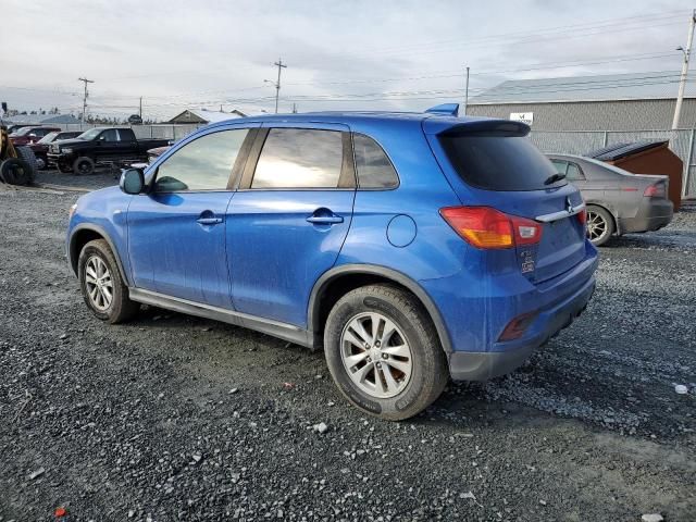 2019 Mitsubishi RVR SE