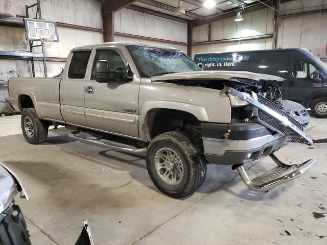 2004 Chevrolet Silverado C2500 Heavy Duty