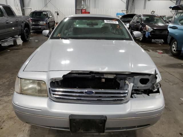 1999 Ford Crown Victoria