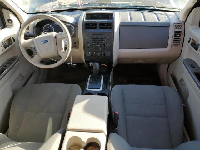 2010 Ford Escape XLS