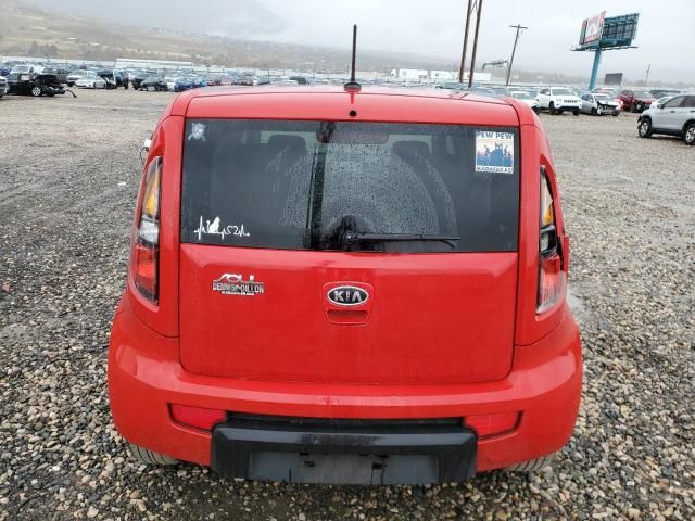 2011 KIA Soul +