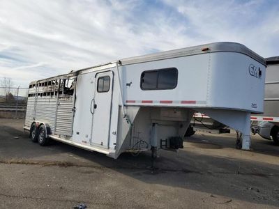 Salvage cars for sale from Copart Moraine, OH: 2003 CM Hors Trailer