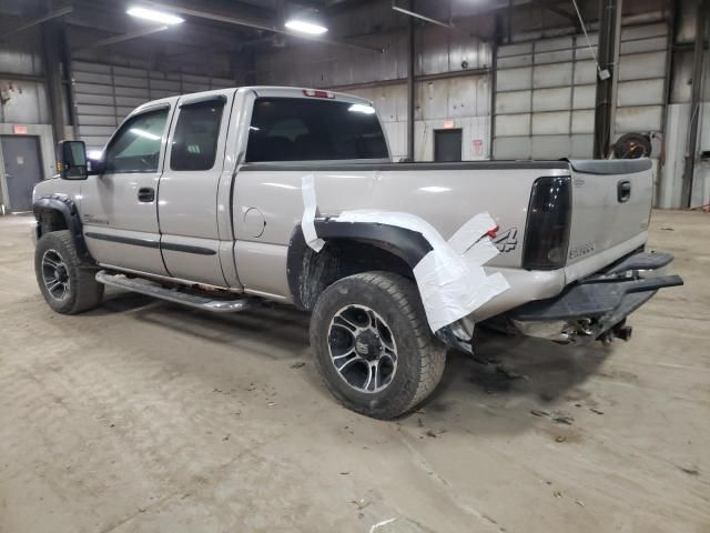 2004 GMC Sierra K2500 Heavy Duty