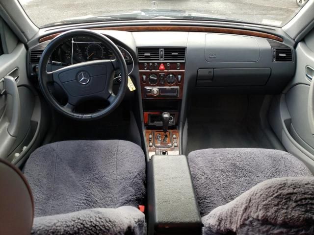 2000 Mercedes-Benz C 230