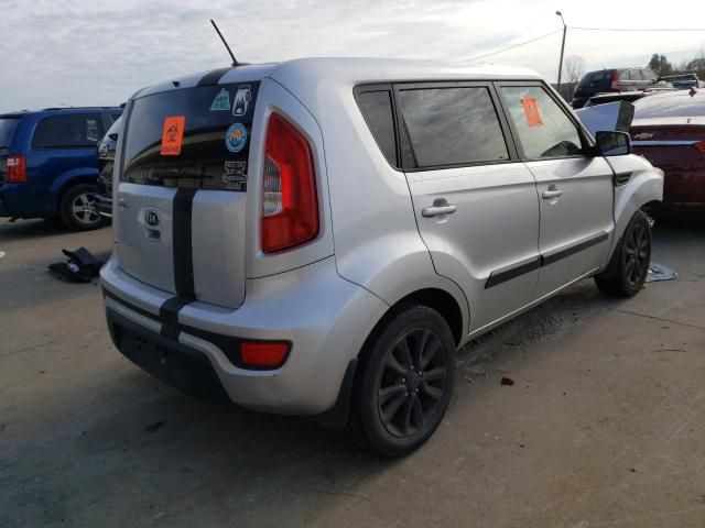 2013 KIA Soul +