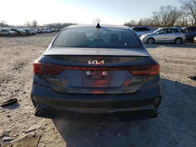 2022 KIA Forte GT Line