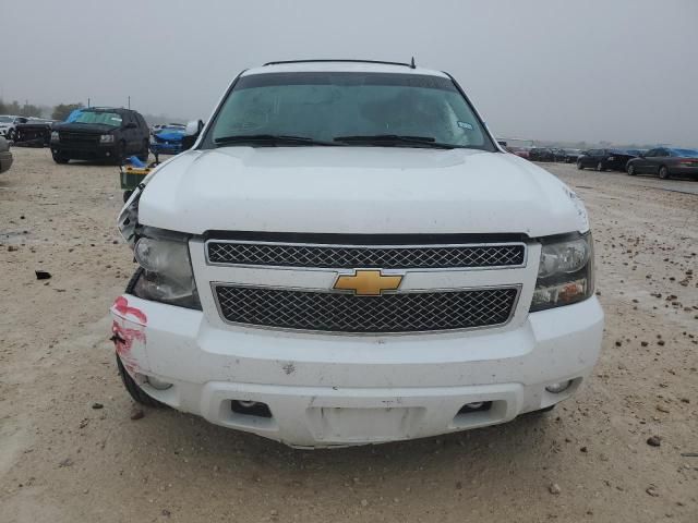 2014 Chevrolet Suburban C1500  LS