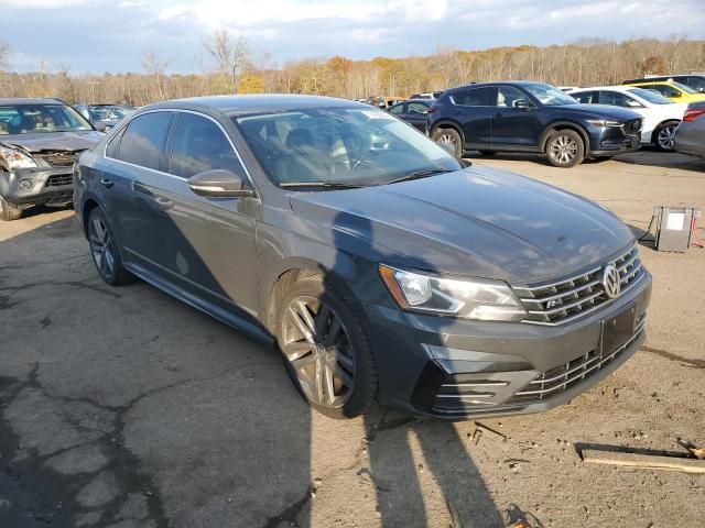 2017 Volkswagen Passat R-Line