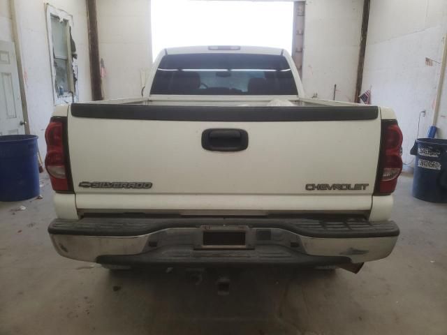 2004 Chevrolet Silverado C2500 Heavy Duty