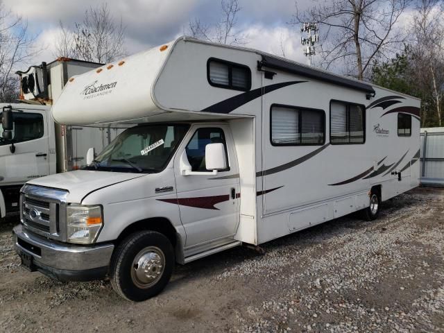 2011 Ford Econoline E450 Super Duty Cutaway Van