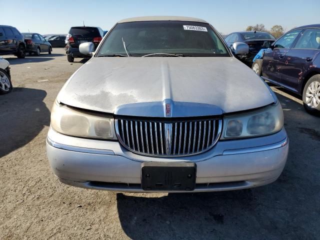 1999 Lincoln Town Car Executive